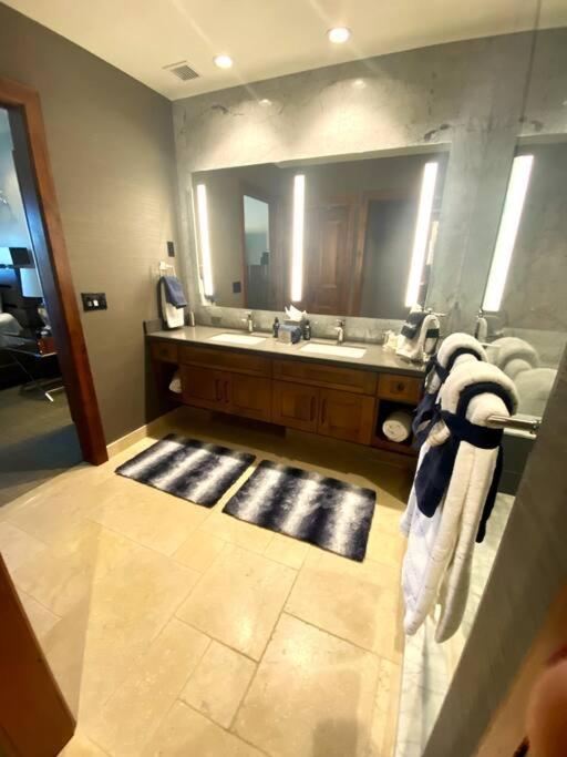 Ski In/Out - Zalanta - Great Location- 2 Hot Tubs - Heated Pool Саут Лейк Тахо Екстериор снимка