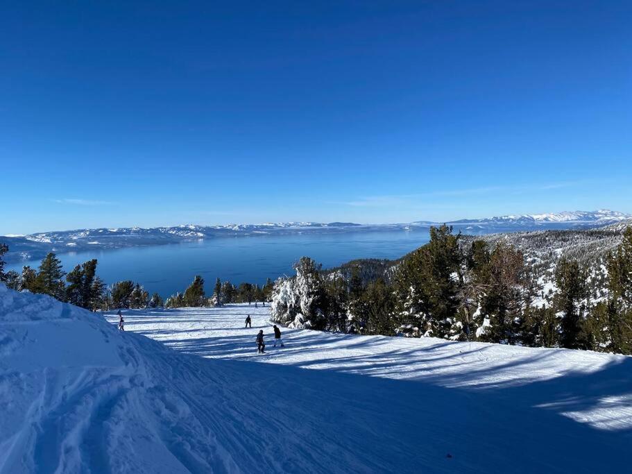 Ski In/Out - Zalanta - Great Location- 2 Hot Tubs - Heated Pool Саут Лейк Тахо Екстериор снимка